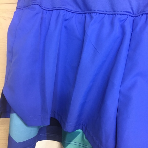 Champion C9 Woman's Work out Shorts - Picture 3 of 6